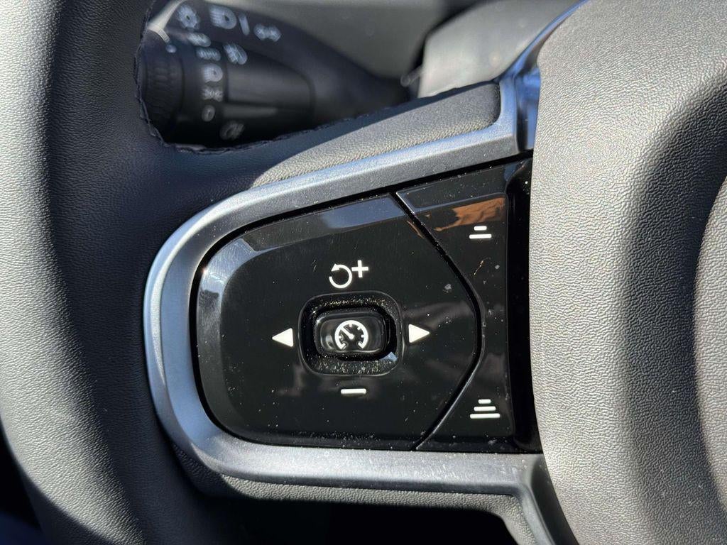 2026 Volvo XC90 Plus, B6 AWD Gas (mild hybrid), Gasoline, Bright, 7 Seats