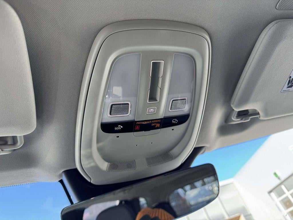 2026 Volvo XC90 Plus, B6 AWD Gas (mild hybrid), Gasoline, Bright, 7 Seats