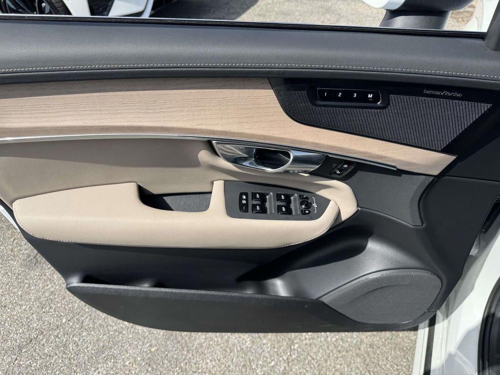 2026 Volvo XC90 Plus, B6 AWD Gas (mild hybrid), Gasoline, Bright, 7 Seats