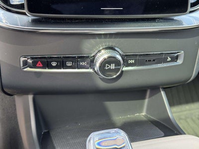 2026 Volvo XC90 Plus, B6 AWD Gas (mild hybrid), Gasoline, Bright, 7 Seats