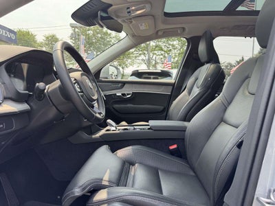 2026 Volvo XC90 Ultra, B6 AWD Gas (mild hybrid), Gasoline, Bright, 7 Seats