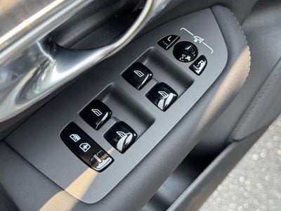 2026 Volvo XC90 Ultra, B6 AWD Gas (mild hybrid), Gasoline, Bright, 7 Seats