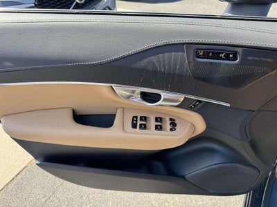 2024 Volvo XC90 B6 Ultimate Bright Theme 7-Seater
