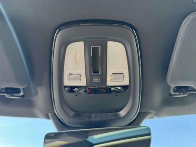 2024 Volvo XC90 B6 Ultimate Bright Theme 7-Seater