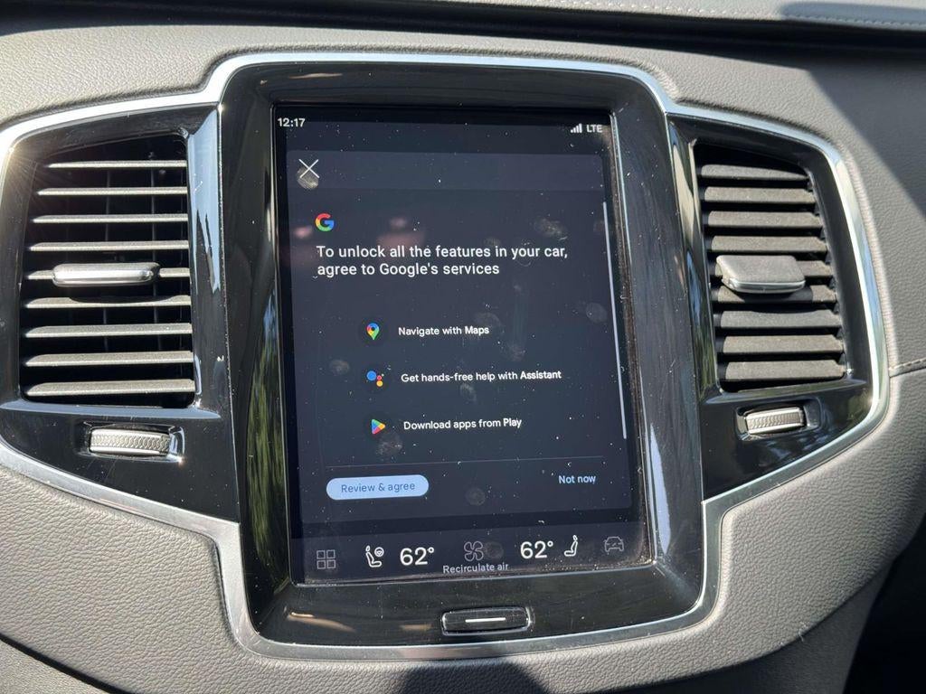 2024 Volvo XC90 B6 Ultimate Bright Theme 7-Seater