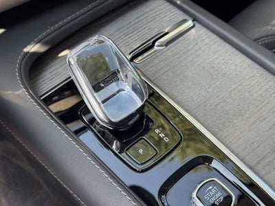 2024 Volvo XC90 B6 Ultimate Bright Theme 7-Seater