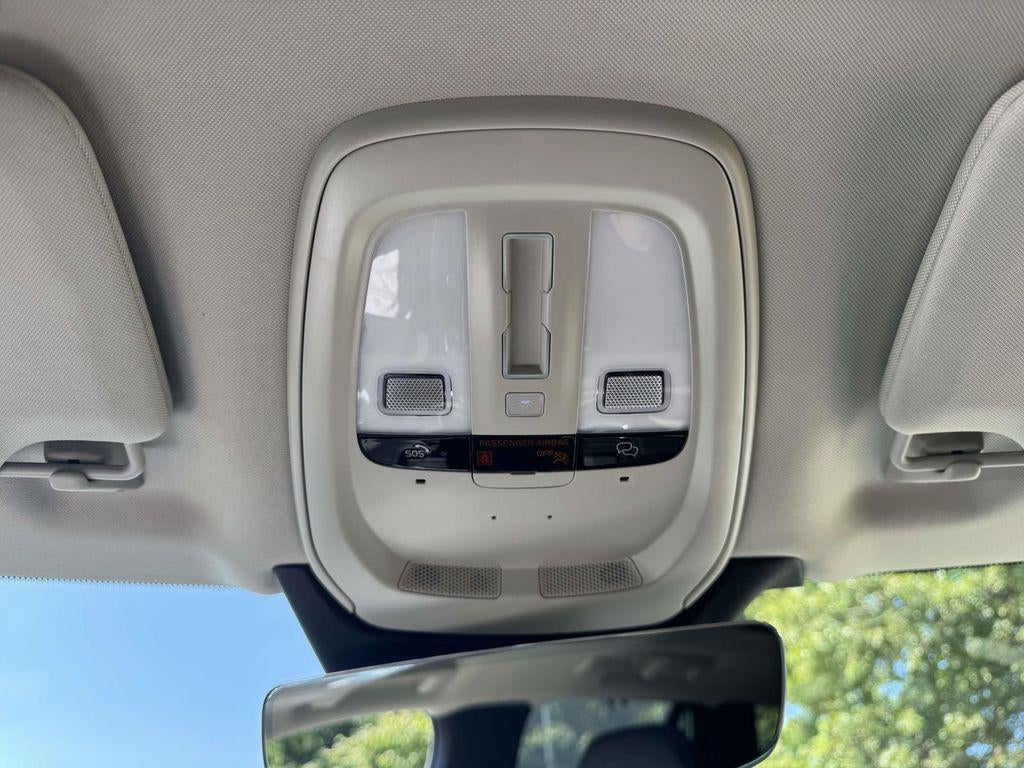 2024 Volvo XC90 B6 Ultimate Bright Theme 7-Seater