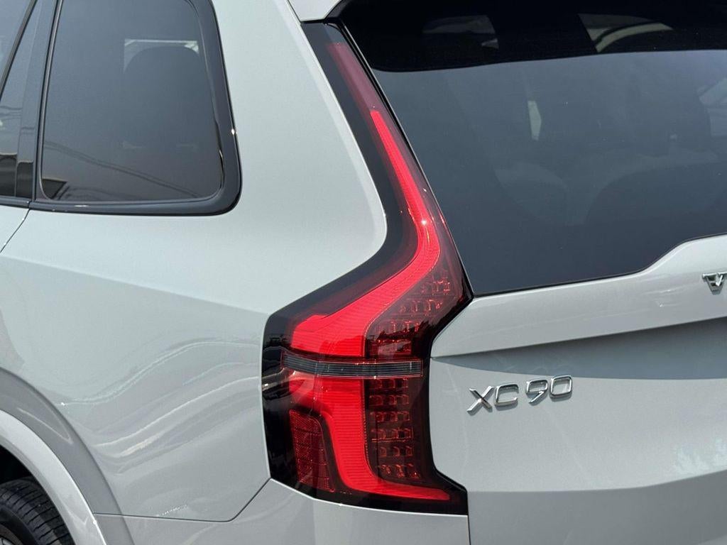 2026 Volvo XC90 Ultra Dark Theme, B6 AWD Gas (mild hybrid), Gasoline, 7 Seats
