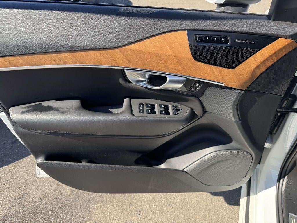 2023 Volvo XC90 B6 Plus 7-Seater