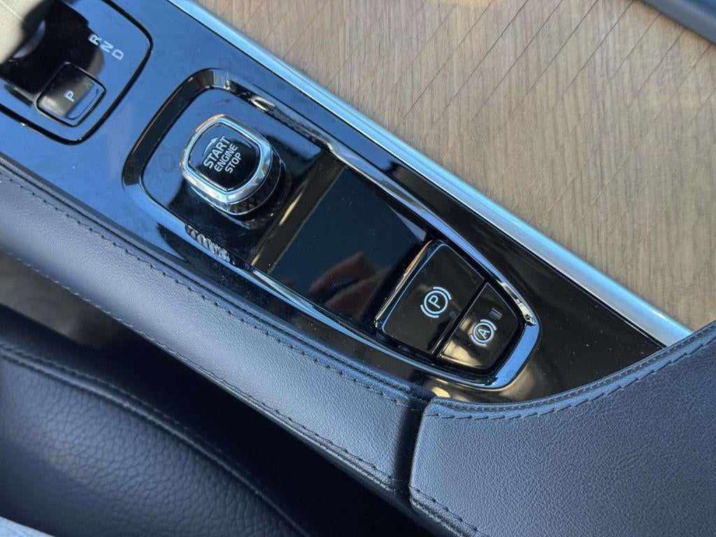 2023 Volvo XC90 B6 Plus 7-Seater