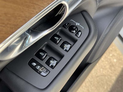 2023 Volvo XC90 B6 Plus 7-Seater