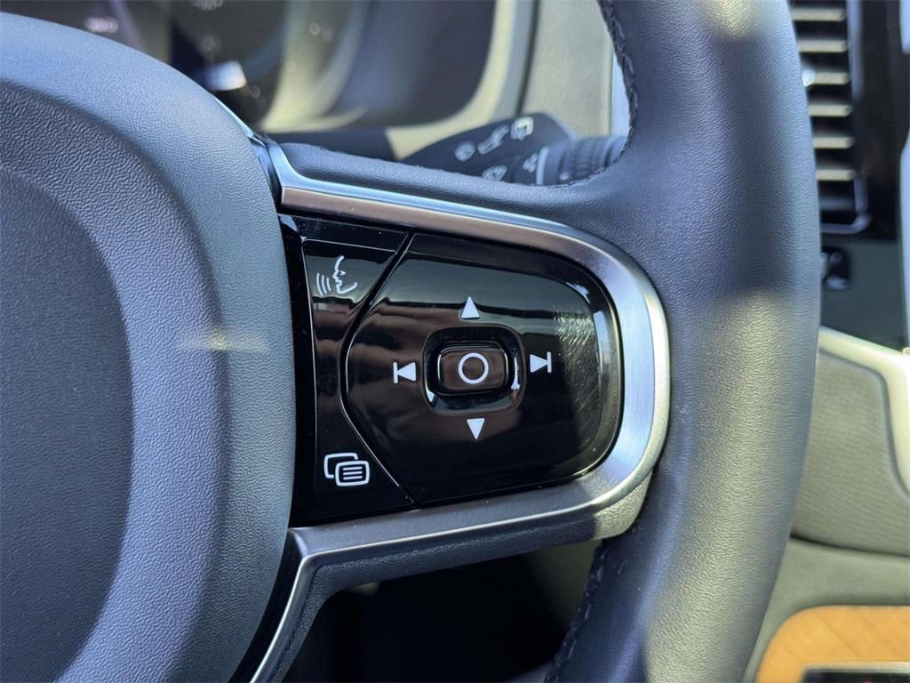 2023 Volvo XC90 B6 Plus 7-Seater