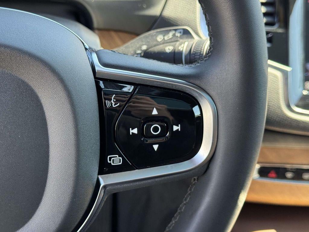 2023 Volvo XC90 B6 Plus 7-Seater