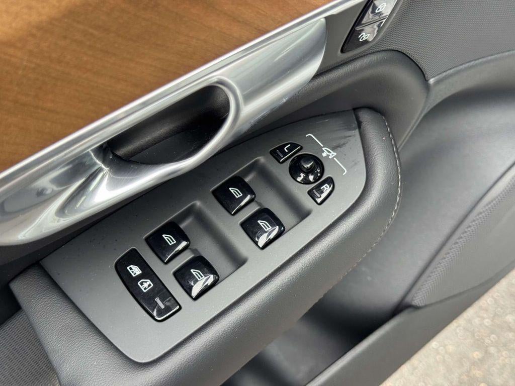 2023 Volvo XC90 B6 Plus 7-Seater