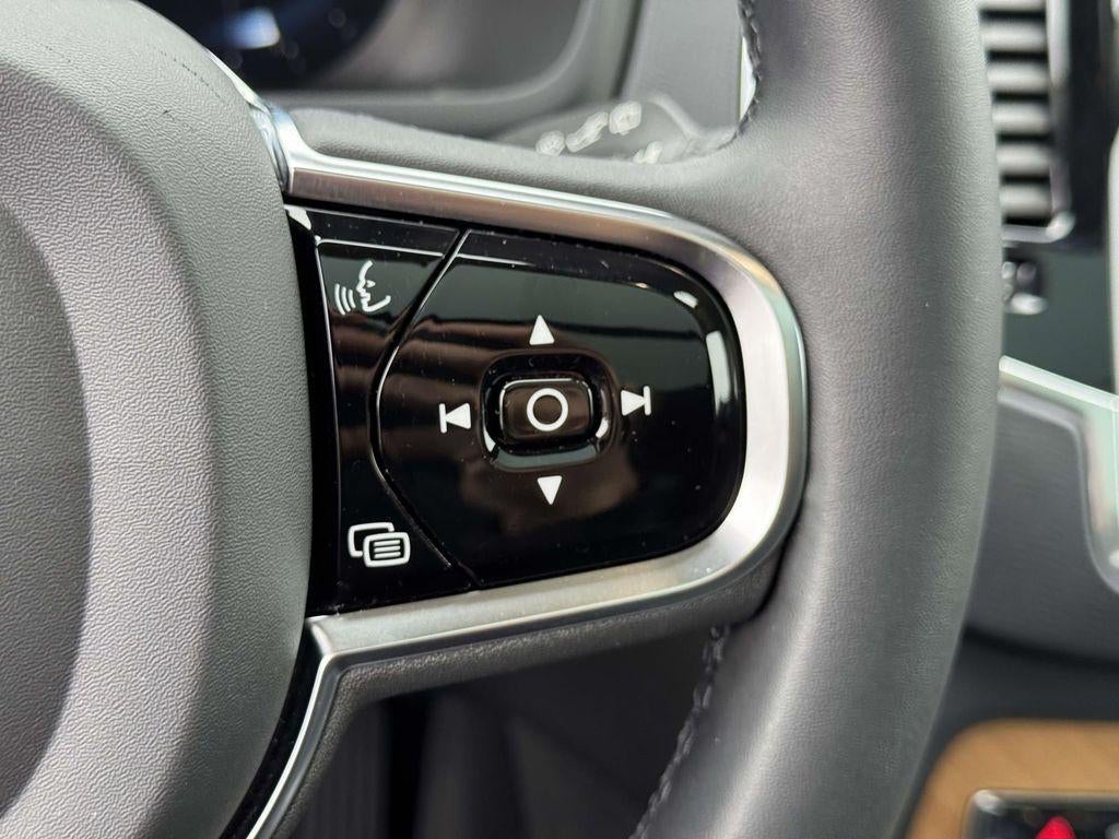 2023 Volvo XC90 B6 Plus 7-Seater
