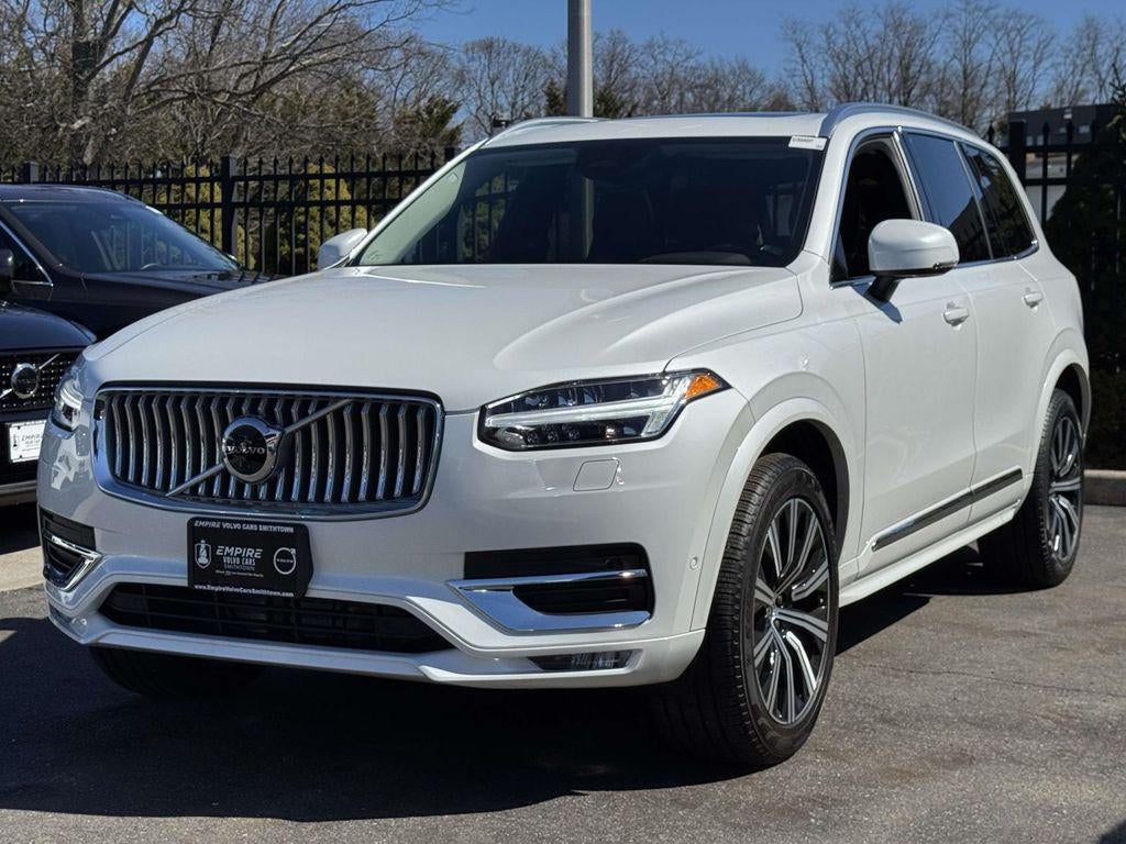 2023 Volvo XC90 B6 Plus 7-Seater