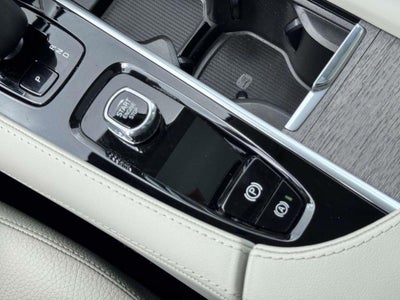 2023 Volvo XC90 B6 Plus 7-Seater