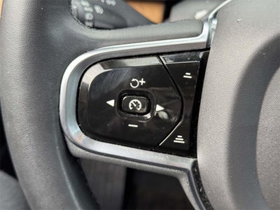 2023 Volvo XC90 B6 Core