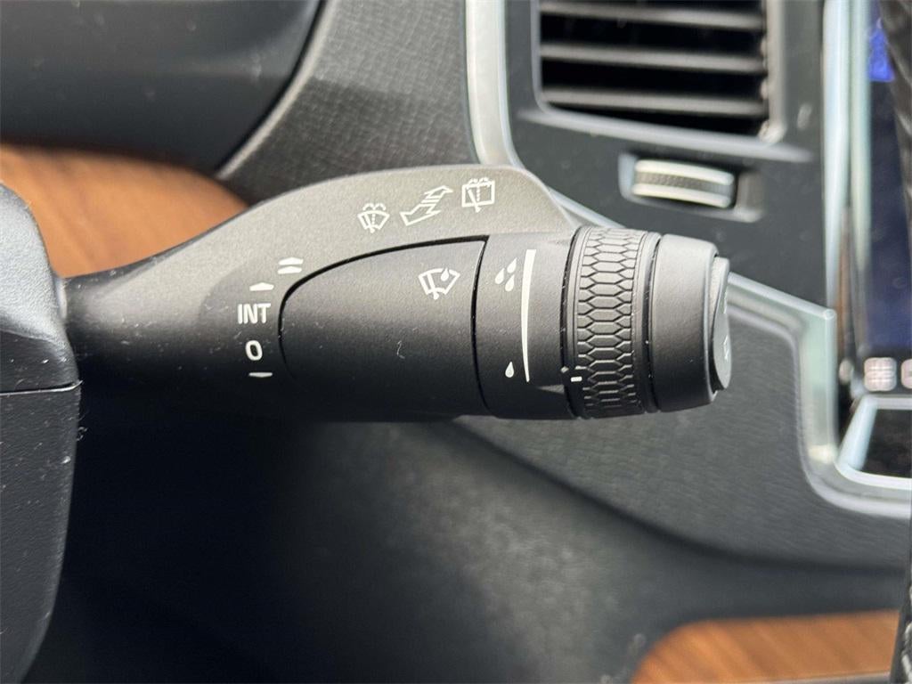 2023 Volvo XC90 B6 Core