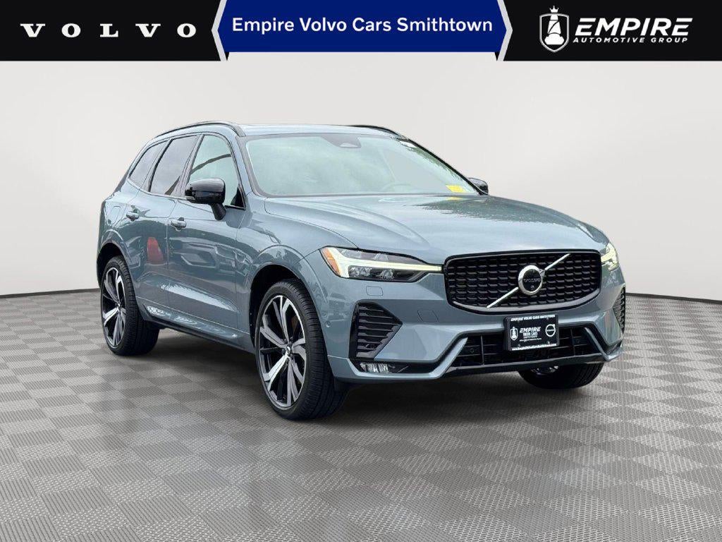 2023 Volvo XC60 B6 Ultimate Dark Theme