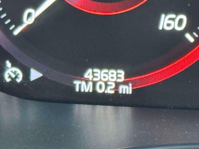 2020 Volvo XC60 T5 Momentum