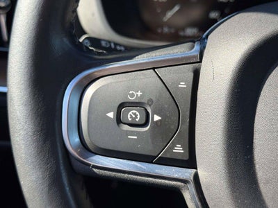 2021 Volvo XC60 T5 Momentum