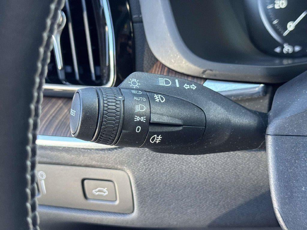 2020 Volvo XC60 T5 Inscription