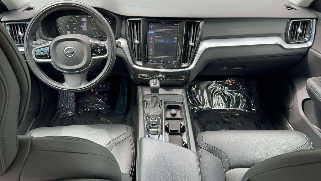 2020 Volvo V60 Cross Country T5