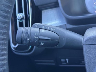 2019 Volvo XC40 T5 Momentum