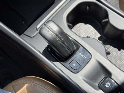 2019 Volvo XC40 T5 Momentum