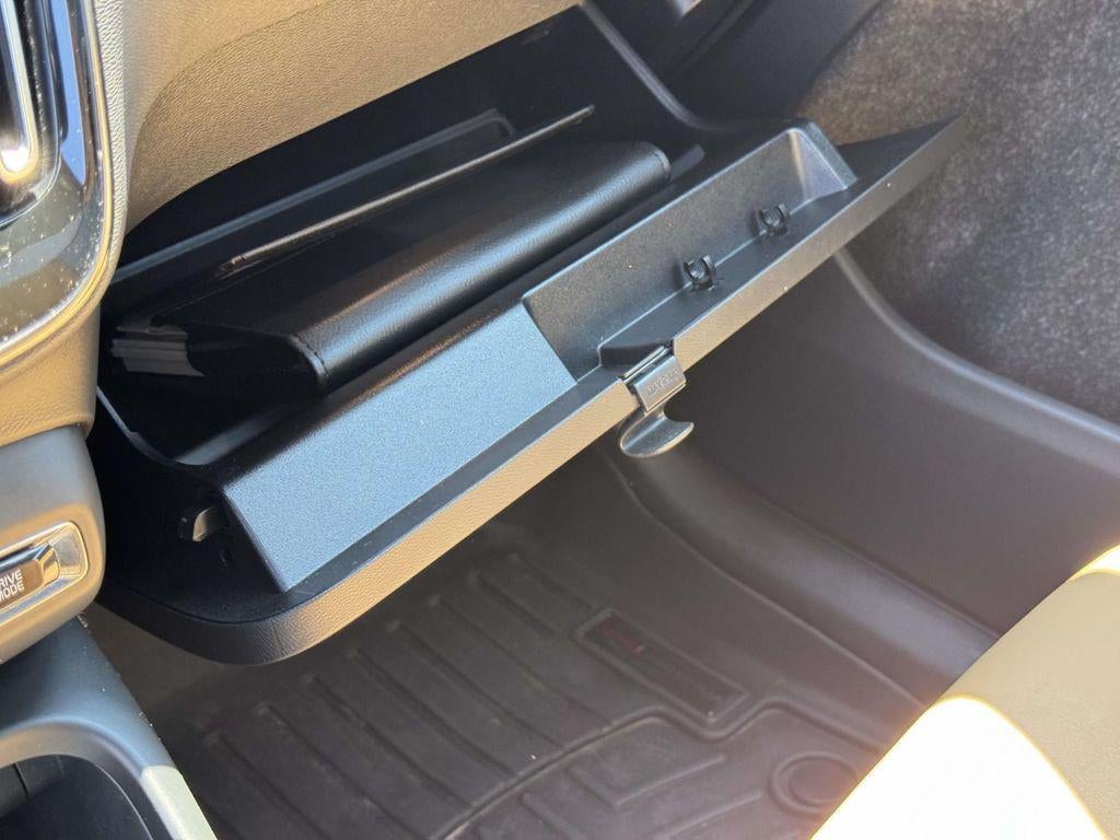 2019 Volvo XC40 T5 Momentum