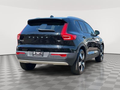 2021 Volvo XC40 T5 Momentum