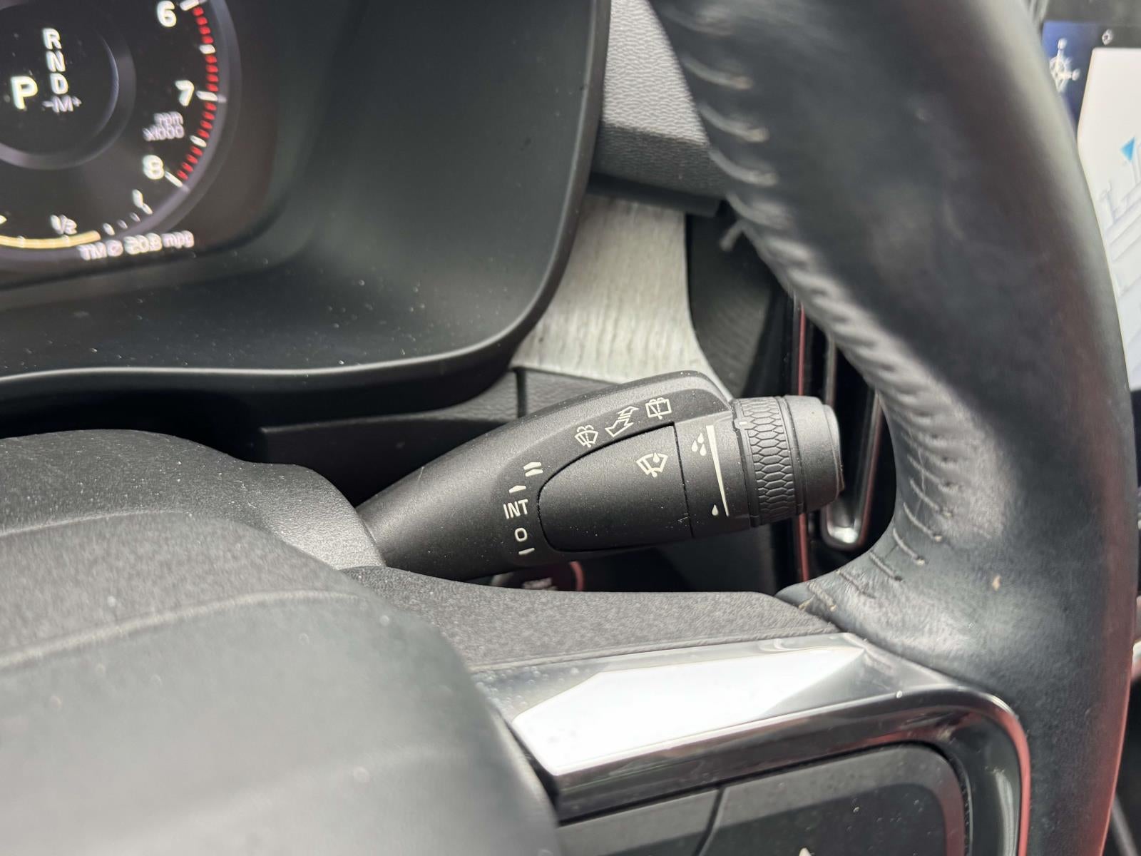 2019 Volvo XC40 T5 Inscription