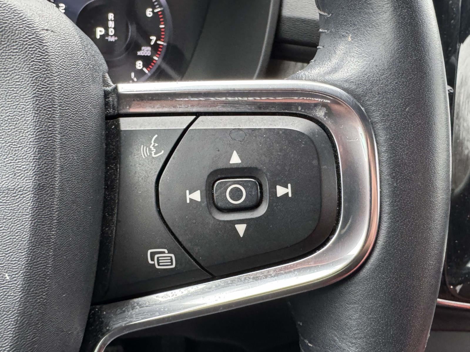 2019 Volvo XC40 T5 Inscription