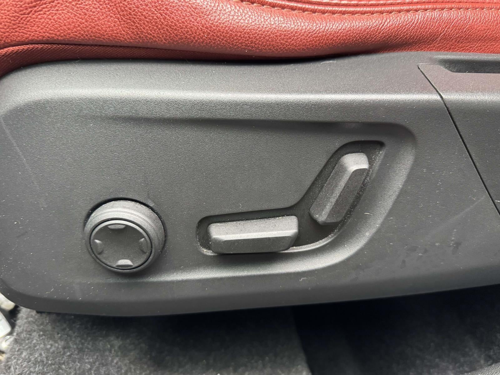 2019 Volvo XC40 T5 Inscription