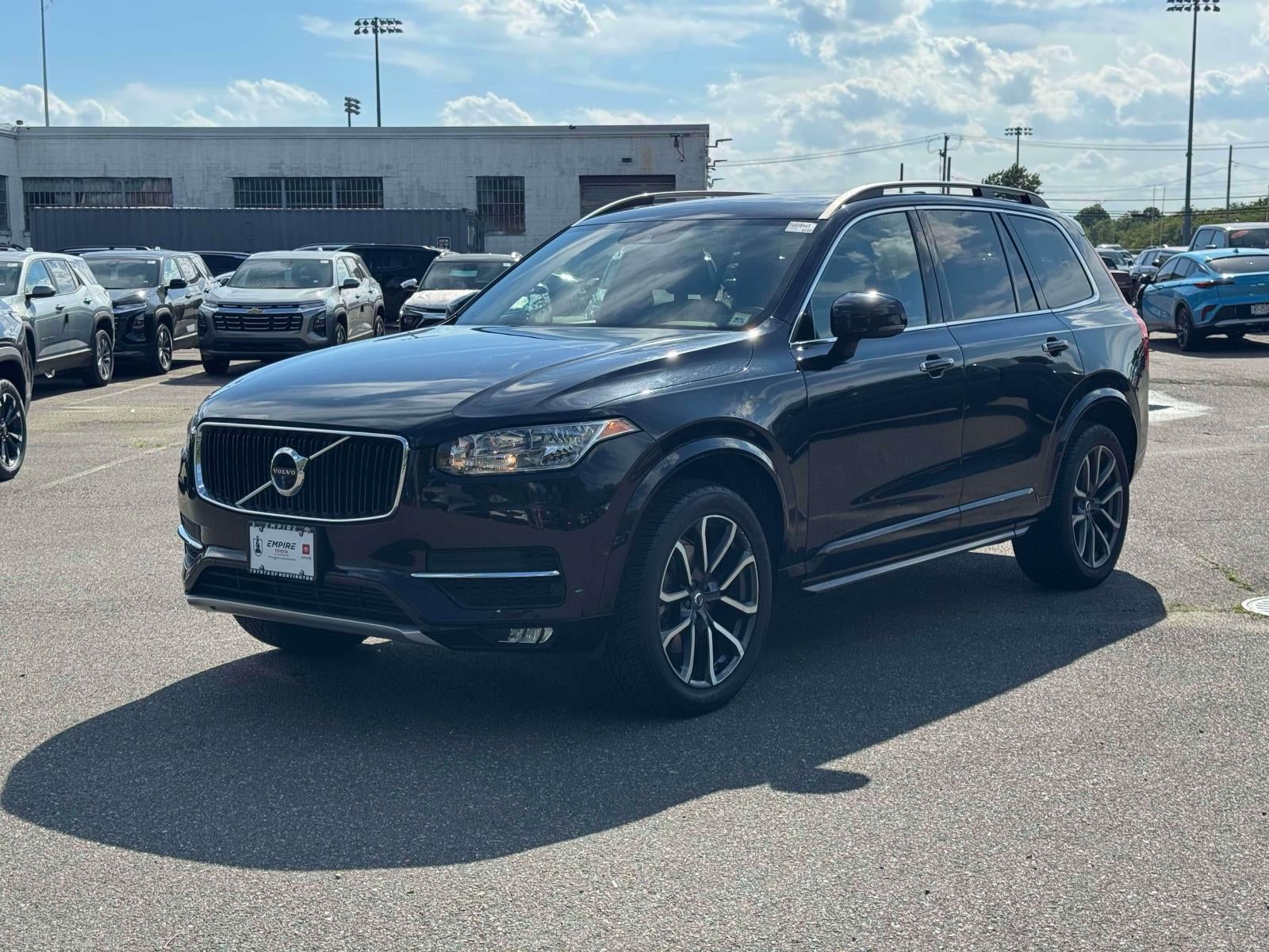 2016 Volvo XC90 T6 Momentum