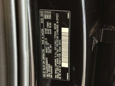 2022 Volvo XC90 T6 Momentum 7 Passenger