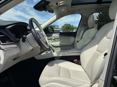 2024 Volvo XC90 Recharge Plug-In Hybrid T8 Plus Bright Theme 7-Seater