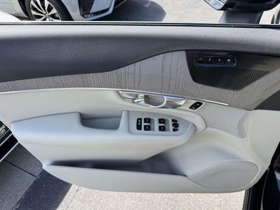 2024 Volvo XC90 Recharge Plug-In Hybrid T8 Plus Bright Theme 7-Seater