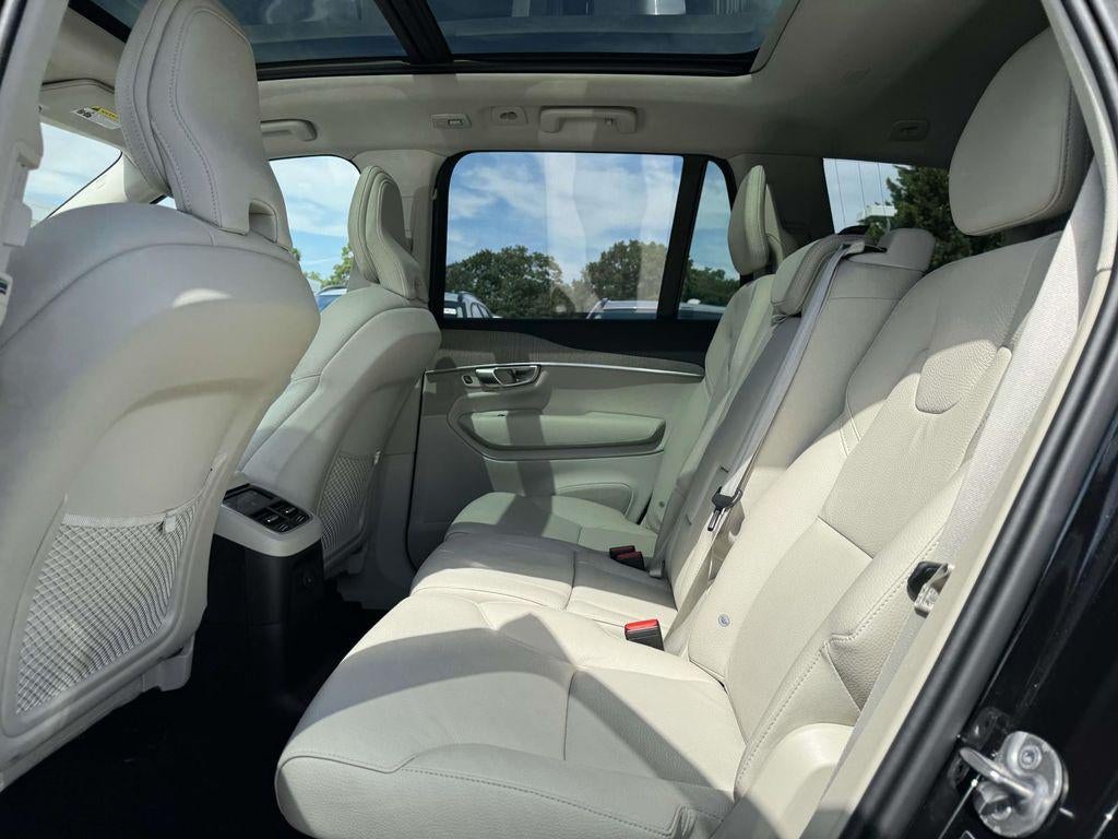 2024 Volvo XC90 Recharge Plug-In Hybrid T8 Plus Bright Theme 7-Seater