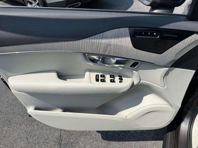 2024 Volvo XC90 Recharge Plug-In Hybrid T8 Plus Bright Theme 7-Seater