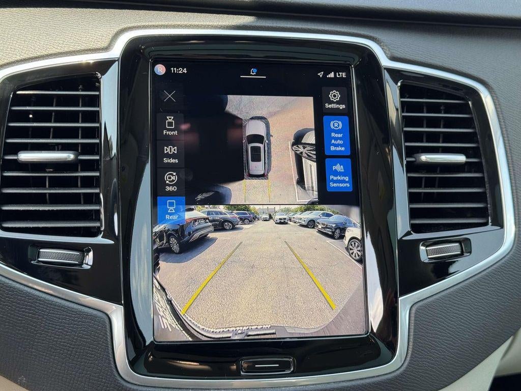 2024 Volvo XC90 Recharge Plug-In Hybrid T8 Plus Bright Theme 7-Seater