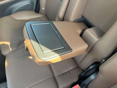 2024 Volvo XC90 Recharge Plug-In Hybrid T8 Plus Bright Theme 7-Seater