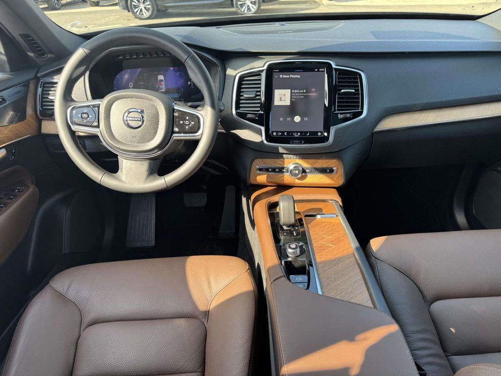 2024 Volvo XC90 Recharge Plug-In Hybrid T8 Plus Bright Theme 7-Seater