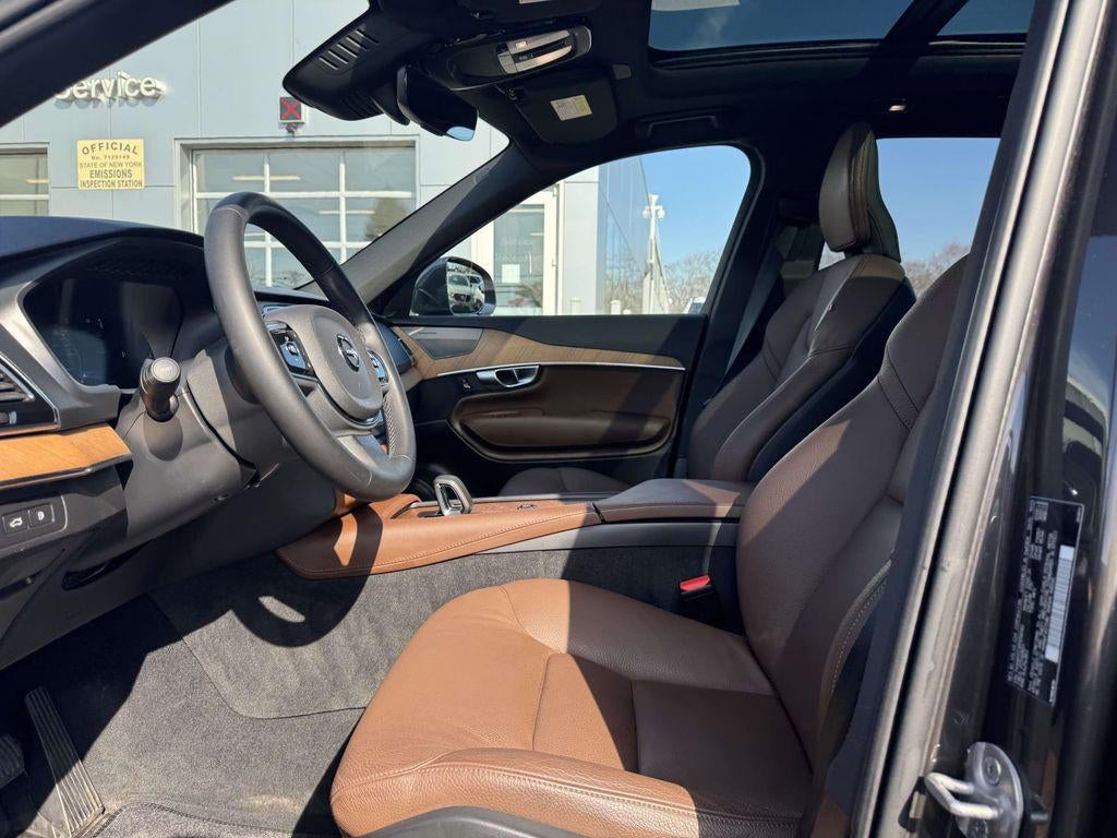 2024 Volvo XC90 Recharge Plug-In Hybrid T8 Plus Bright Theme 7-Seater