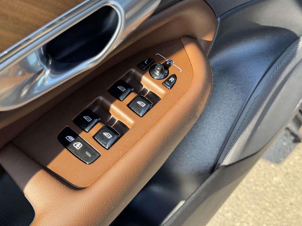 2024 Volvo XC90 Recharge Plug-In Hybrid T8 Plus Bright Theme 7-Seater