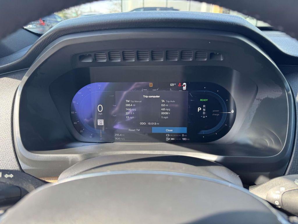 2024 Volvo XC90 Recharge Plug-In Hybrid T8 Plus Bright Theme 7-Seater