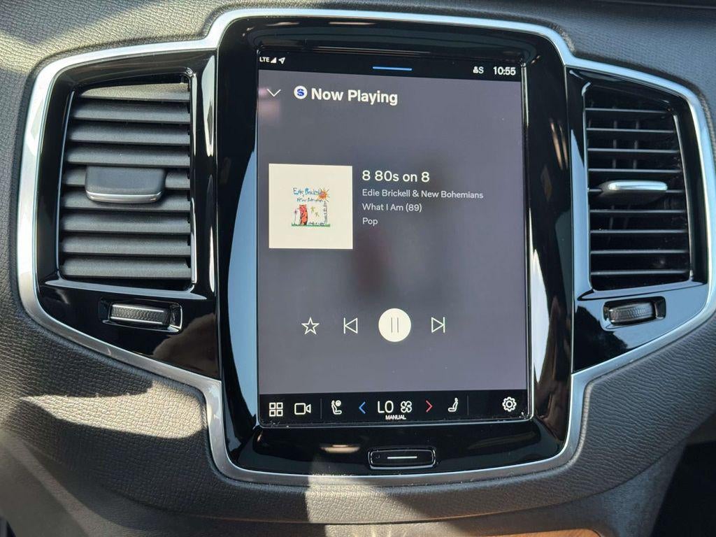 2024 Volvo XC90 Recharge Plug-In Hybrid T8 Plus Bright Theme 7-Seater