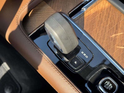 2024 Volvo XC90 Recharge Plug-In Hybrid T8 Plus Bright Theme 7-Seater