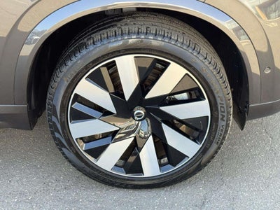 2024 Volvo XC90 Recharge Plug-In Hybrid T8 Plus Bright Theme 7-Seater